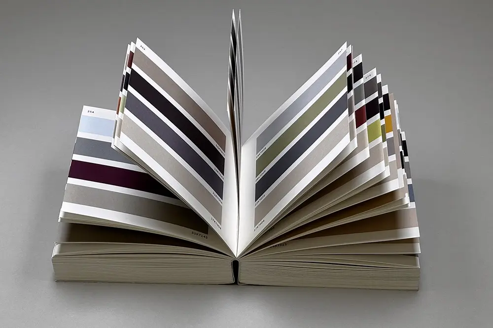 Working with Color: Library of 400 Combinations